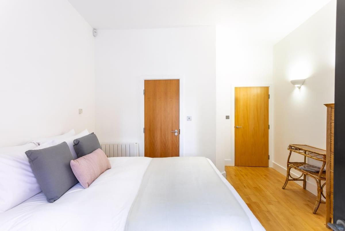 Bright & Comfortable Angel Apartment Лондон Экстерьер фото