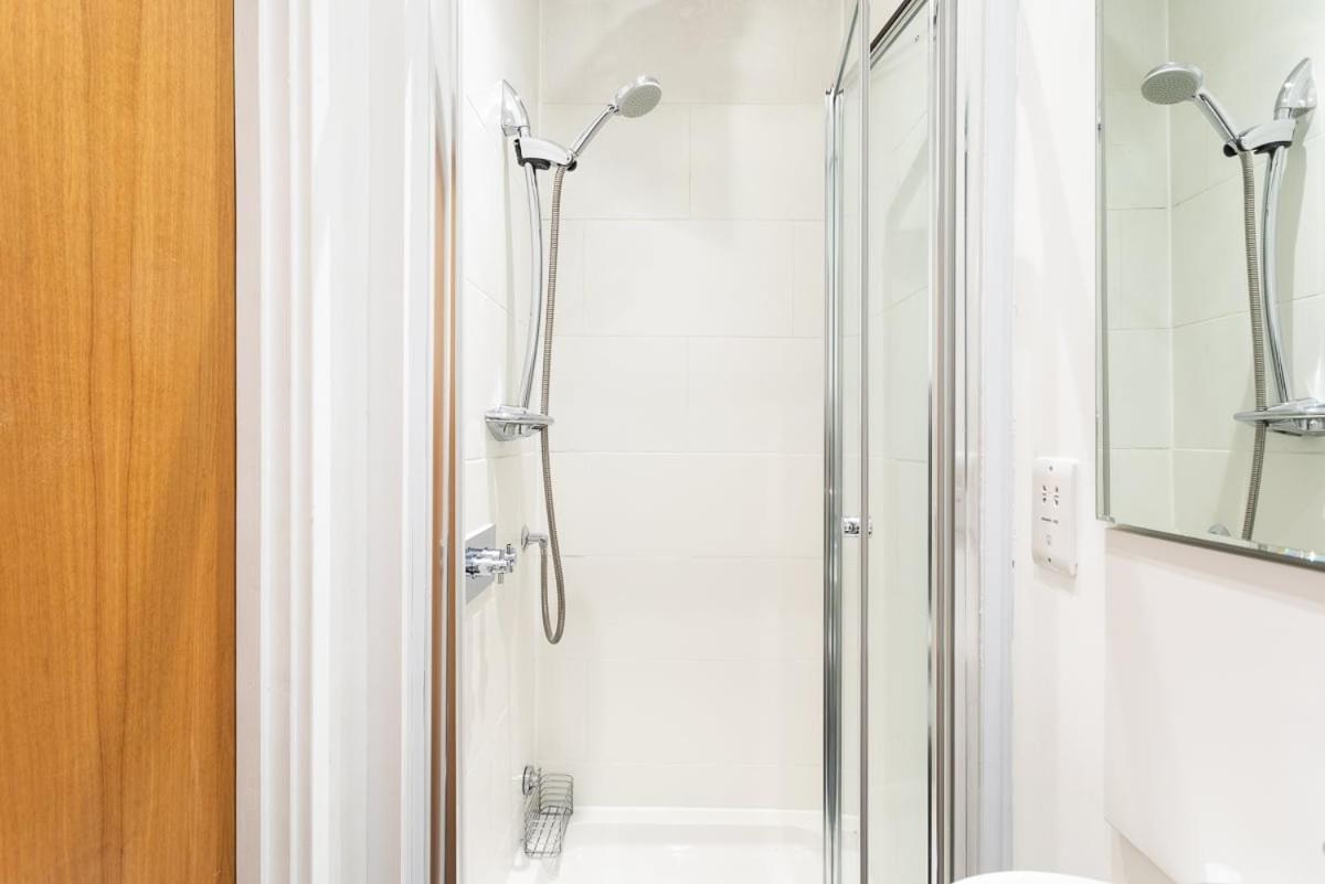 Bright & Comfortable Angel Apartment Лондон Экстерьер фото